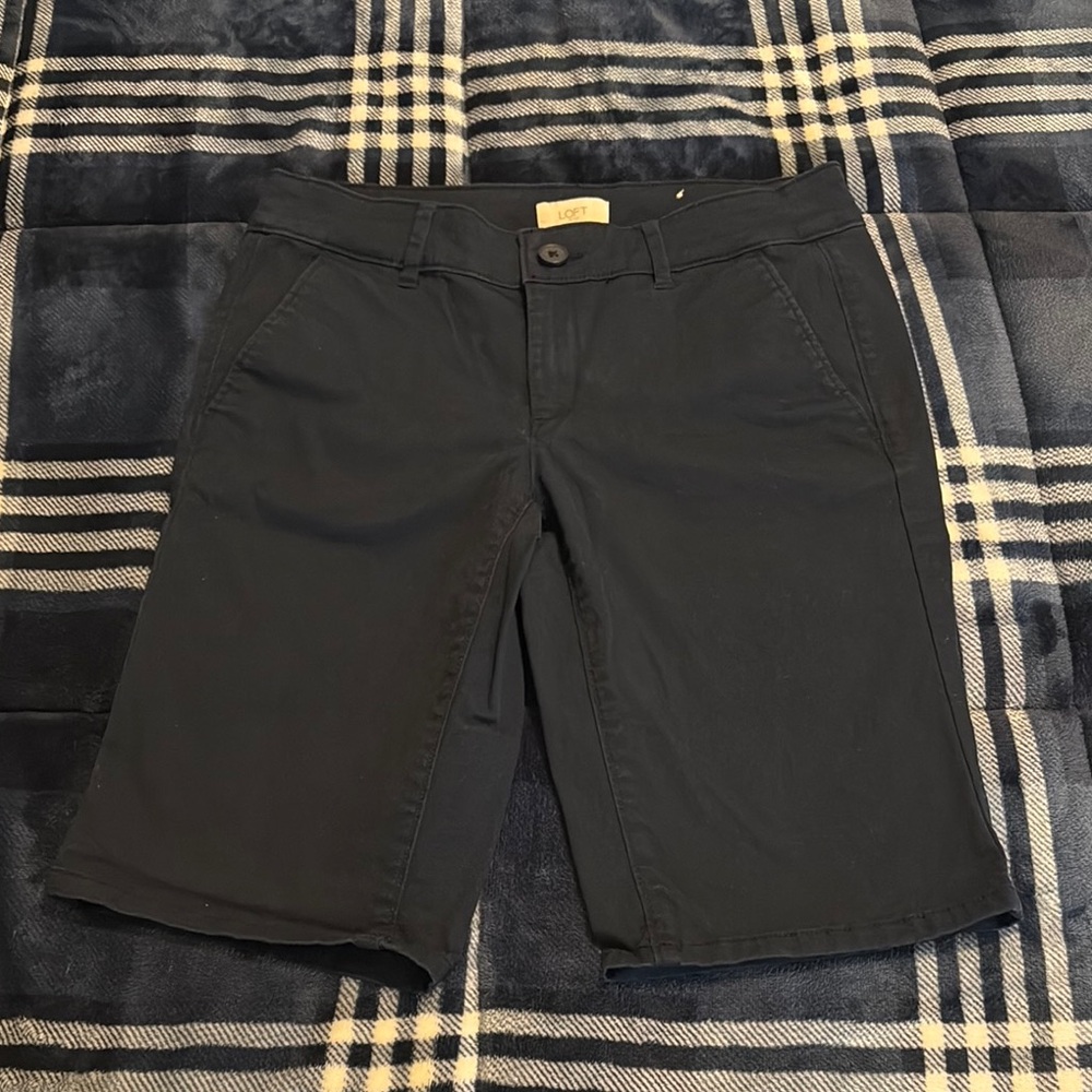 LOFT Women’s Navy Blue Knee-Length Shorts